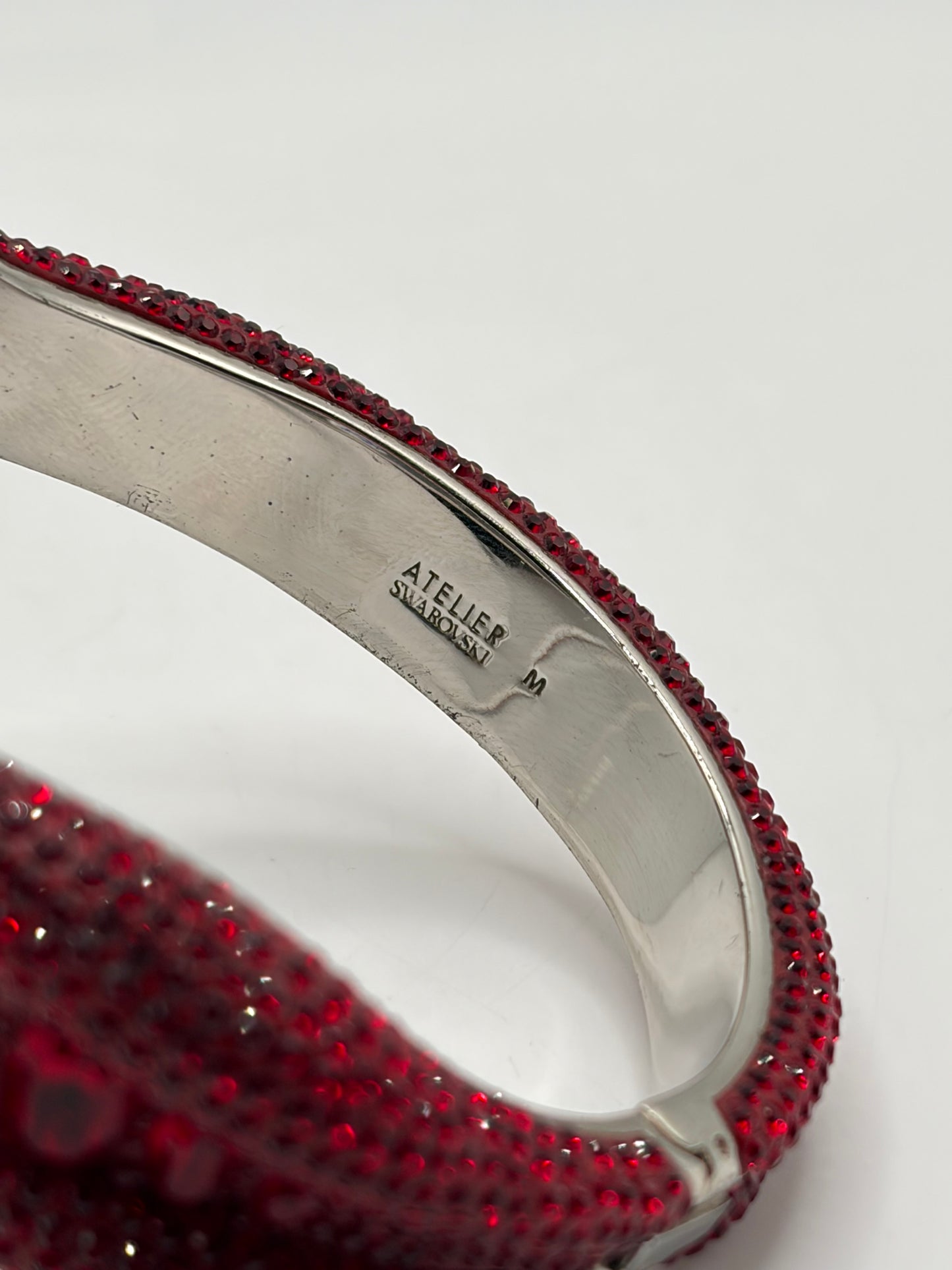 Authentic Atelier Swarovski Red Crystal Pavé Hinged Cuff Bangle Bracelet Size M