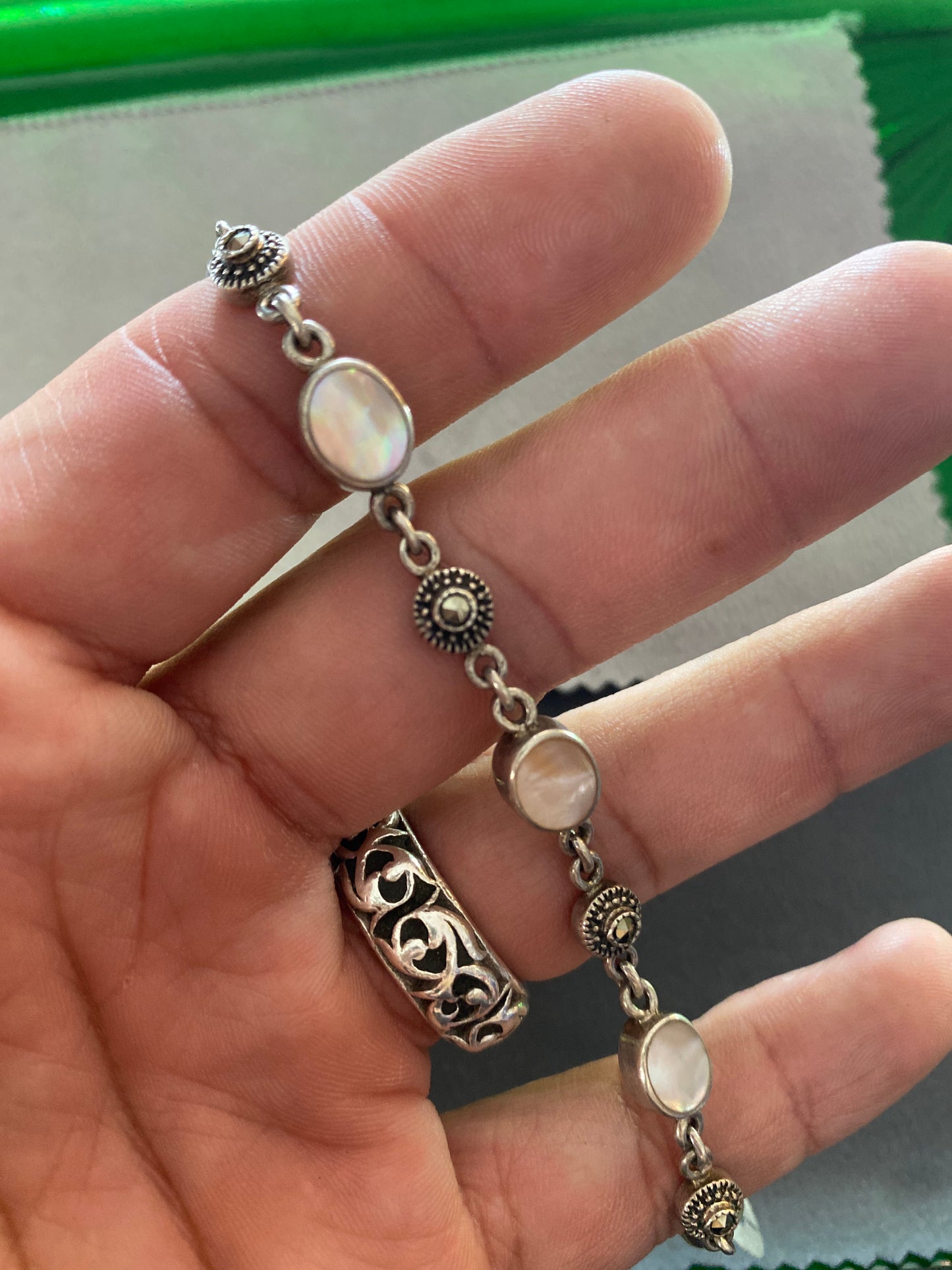 .925 Sterling Silver Oval Pearl Quartz Link Bracelet Sz 7.5”
