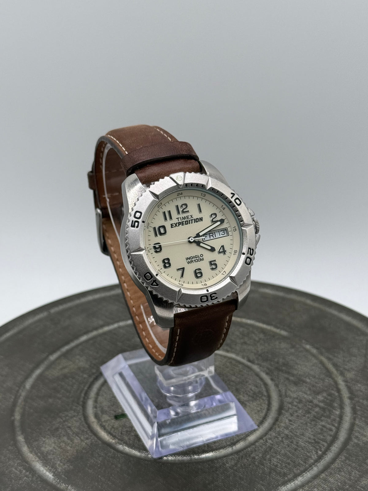 Timex Expedition Indiglo Watch – Cream Dial, Brown Leather Strap, Day-Date