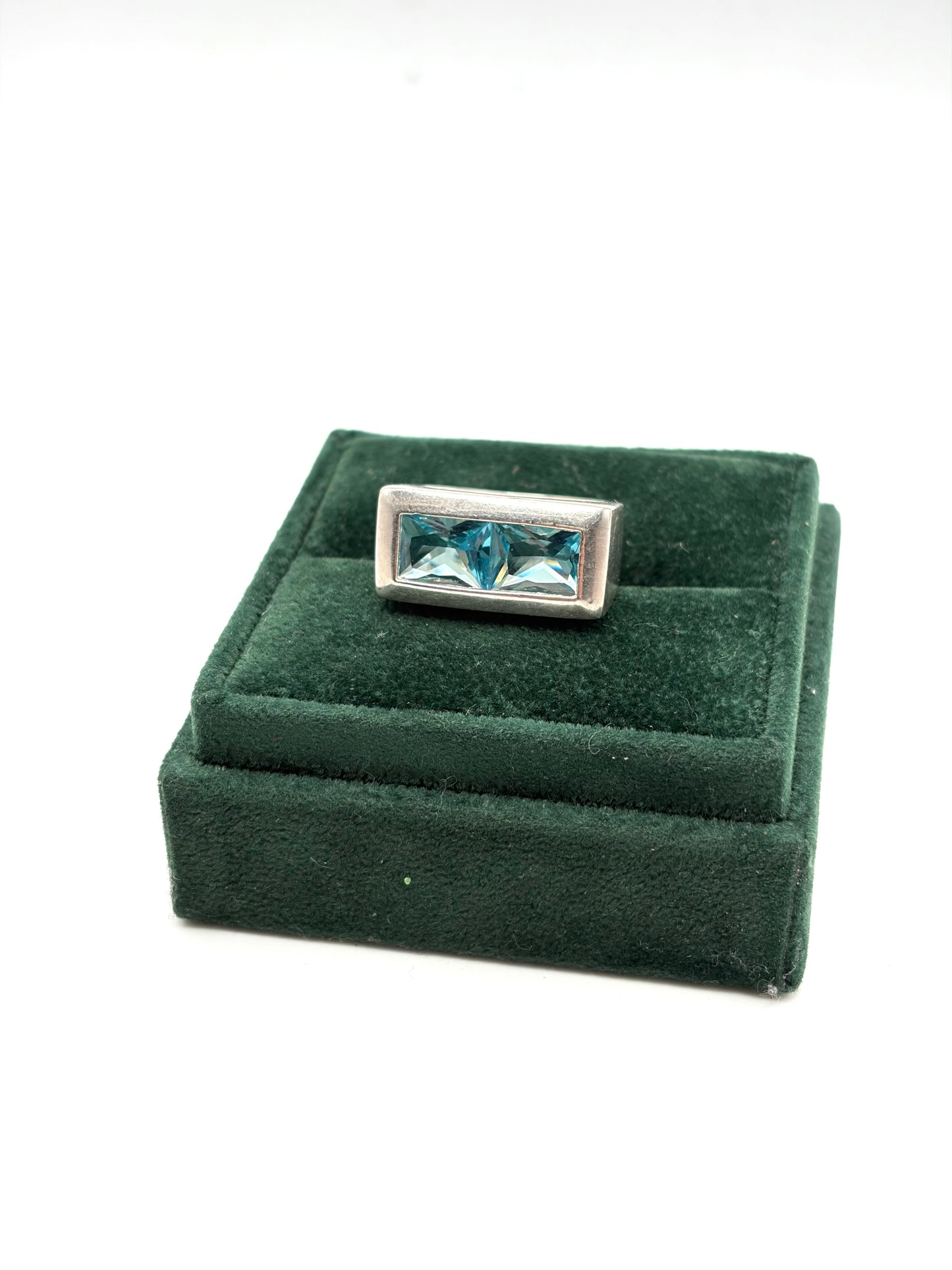 .925 Sterling Silver Blue Topaz Baguette Bar Ring Size 6.5