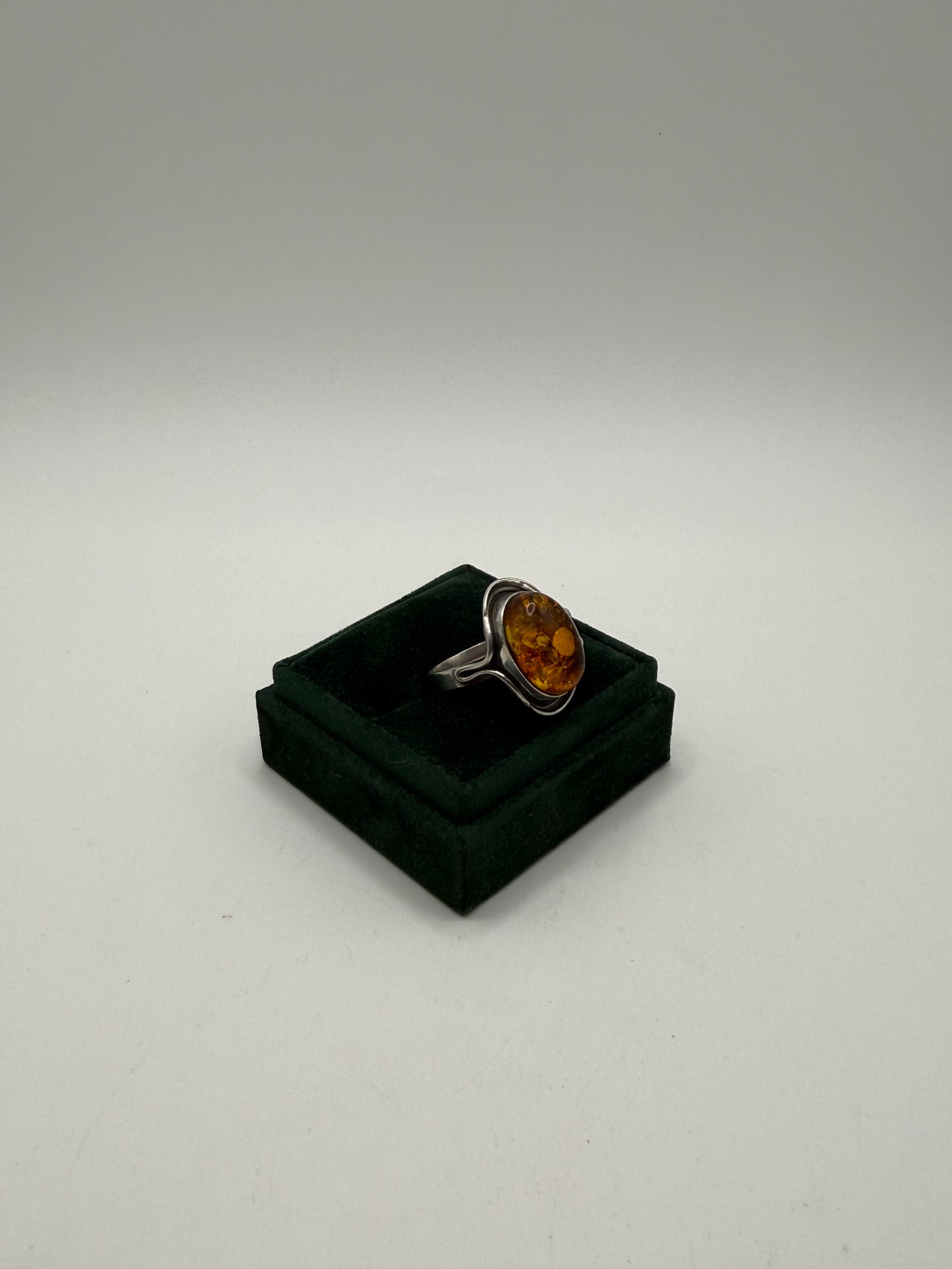 .925 Sterling Silver Orange Stone Ring Sz 10
