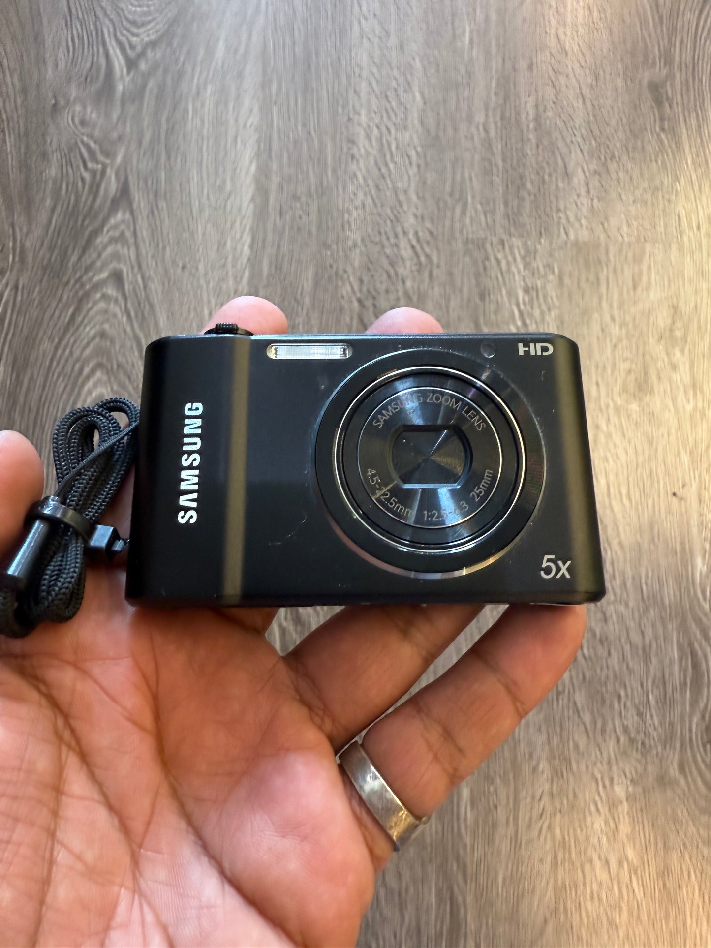 Samsung y2k digital camera digicam