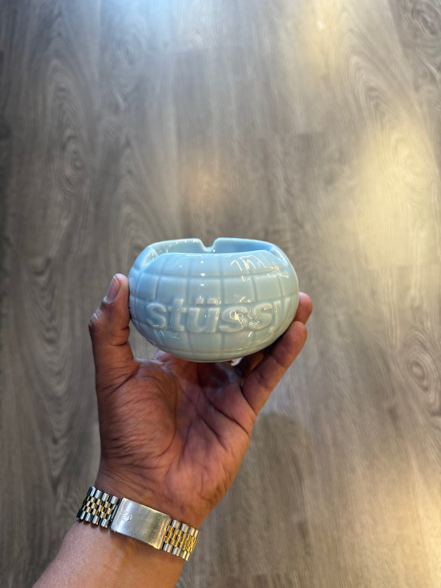 Stussy world globe ashtray