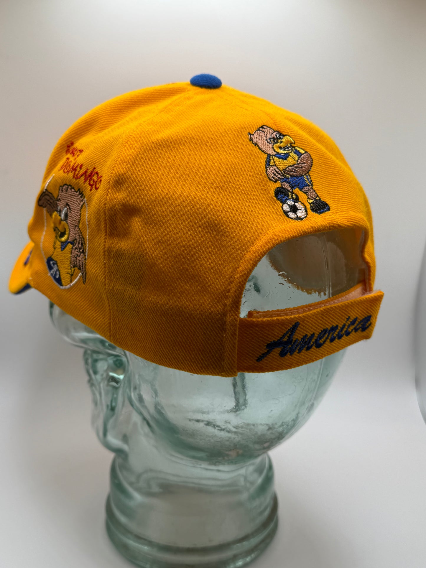 Vintage Club America Character hat