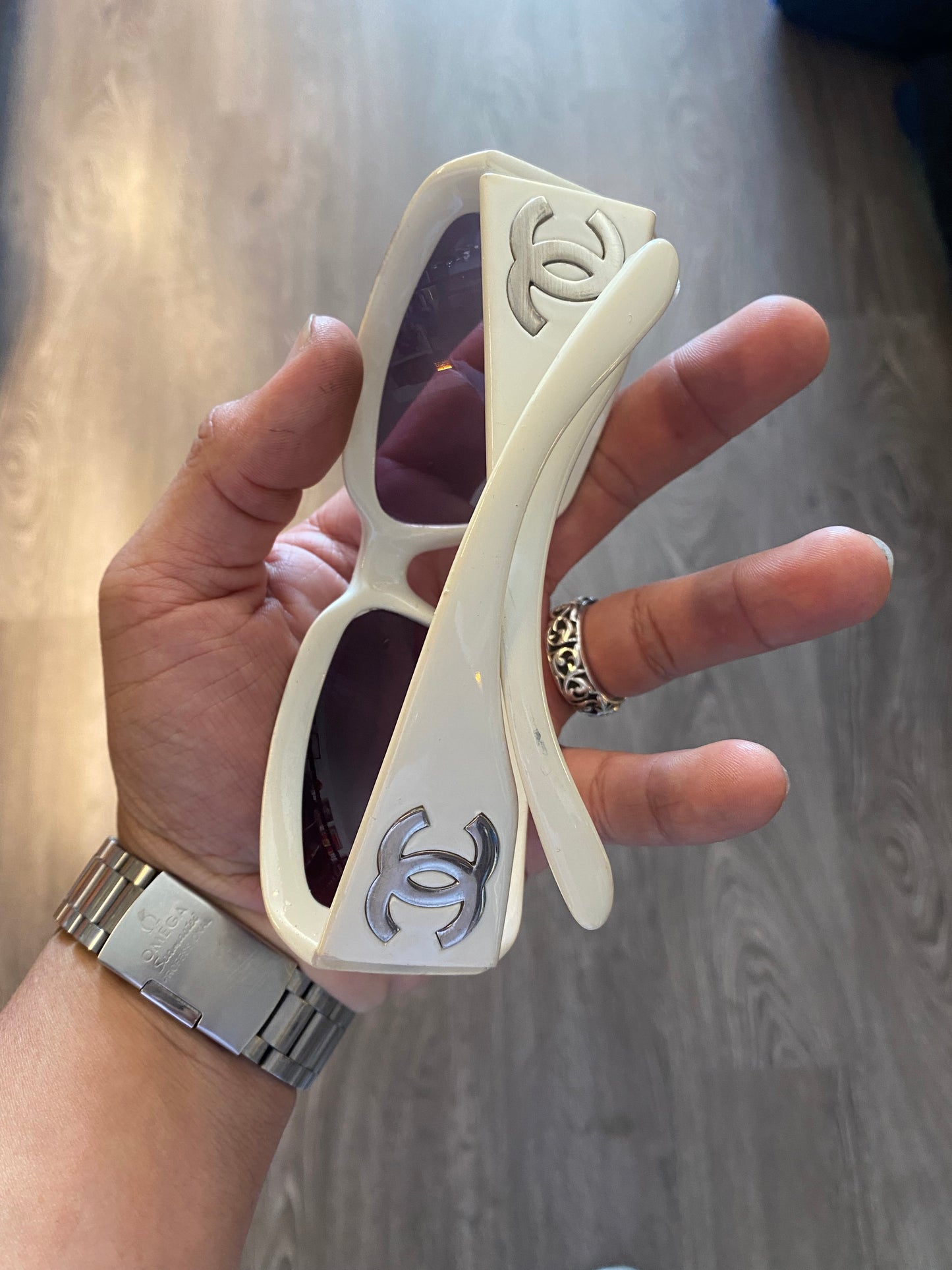 Vintage Y2K Style Bootleg Chanel Shades Sunglasses White