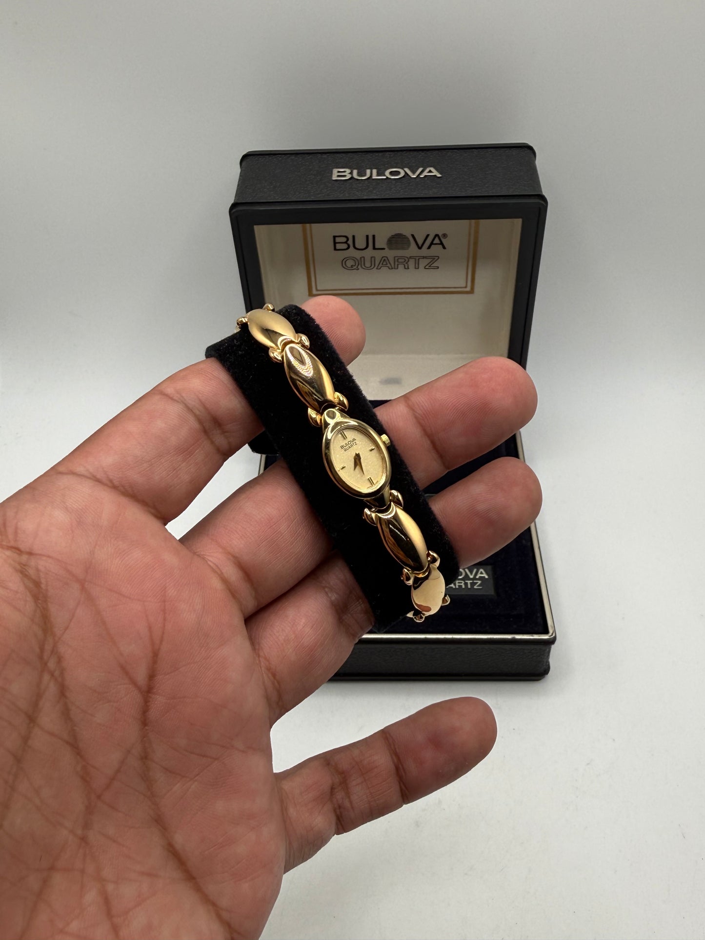 Bulova Quartz Women’s Gold Tone Oval Dress Watch w/ Original Box