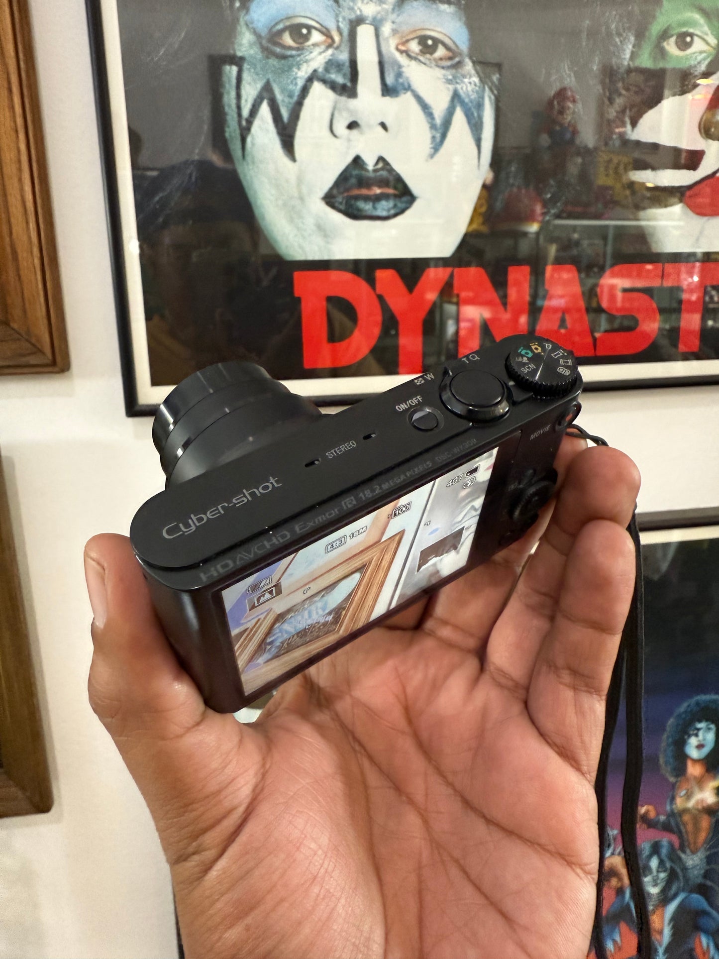 Sony Cybershot digital camera digicam y2k