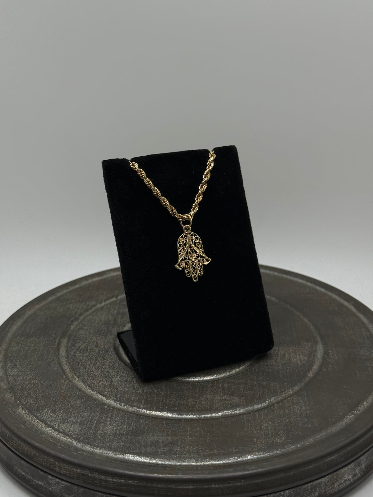 14k Gold Hamsa Hand Pendant