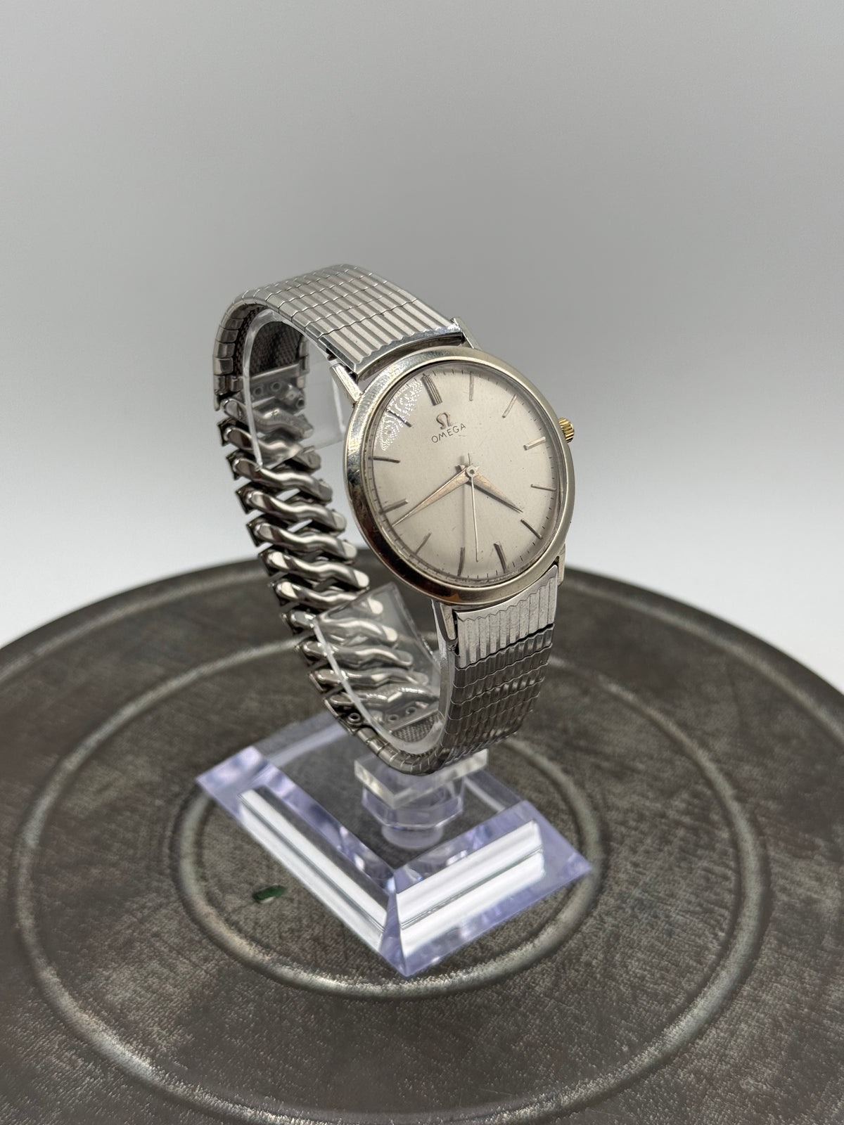 1960’s Omega Silver Dial Round Dress Watch – Silver Tone Expansion Bracelet Windup 10k GP