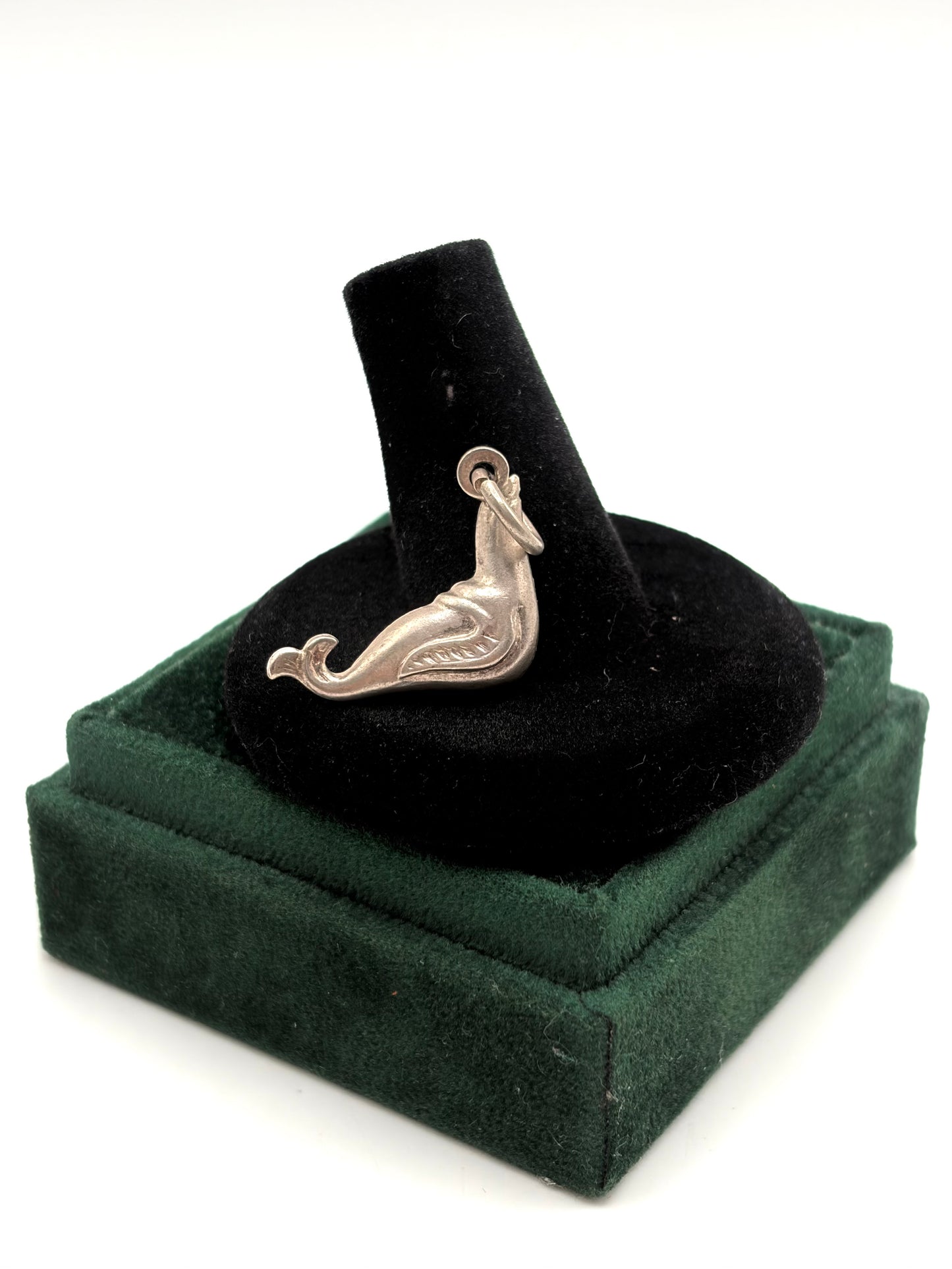 .925 Sterling Silver Seal Pendent
