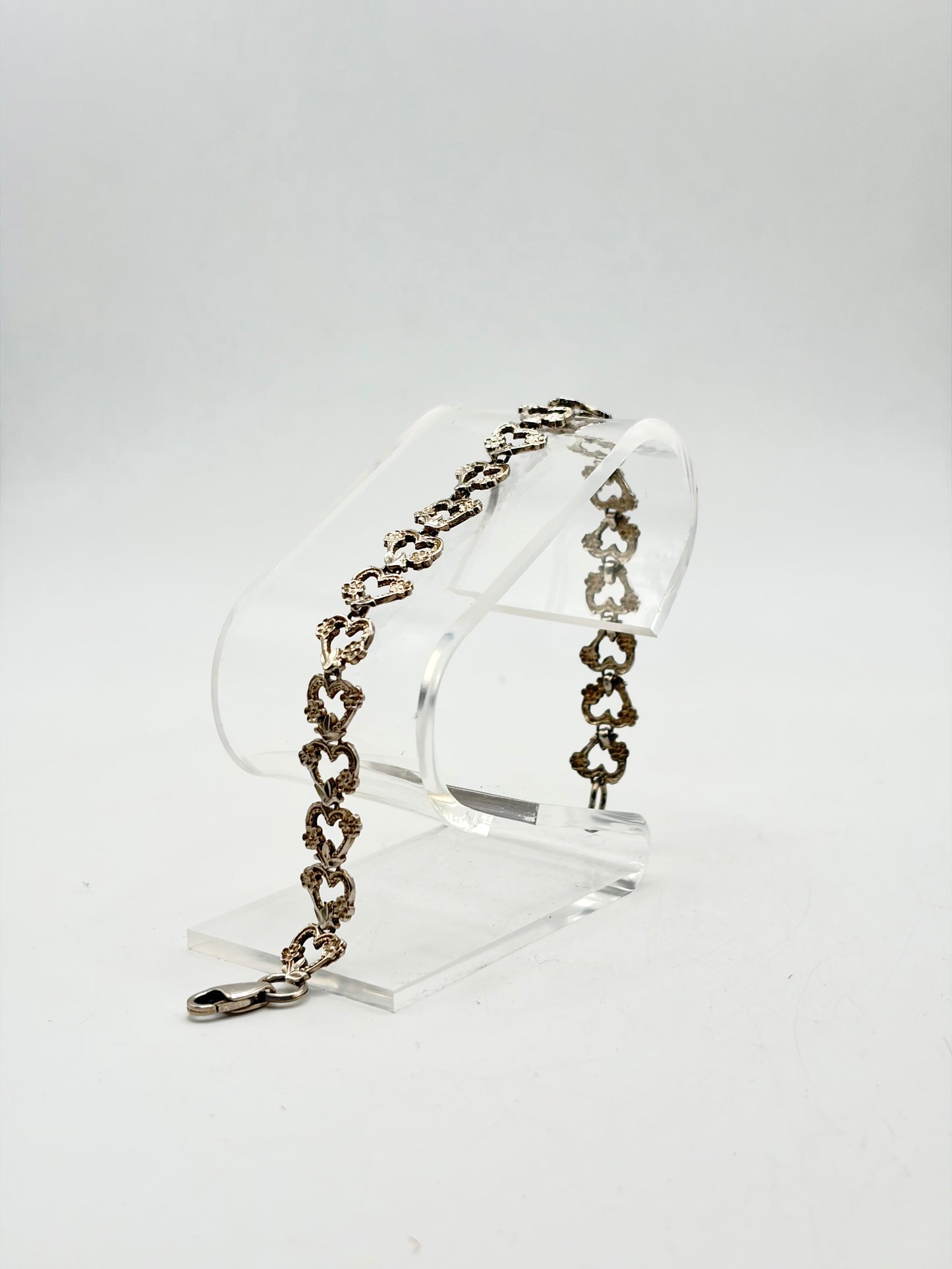 .925 Sterling Silver Stylized Heart Link Bracelet 8.5”