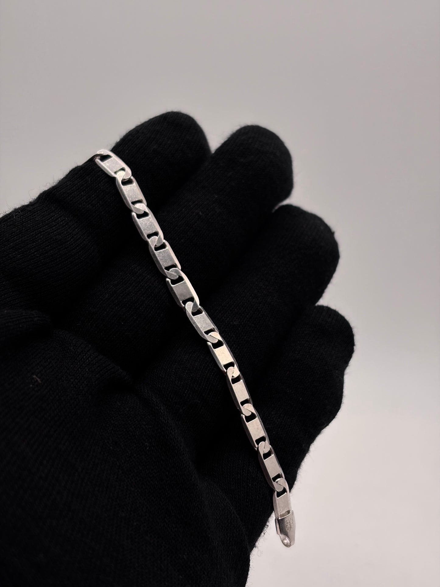 .925 Sterling Silver Flat Mariners Link Bracelet 8.5in