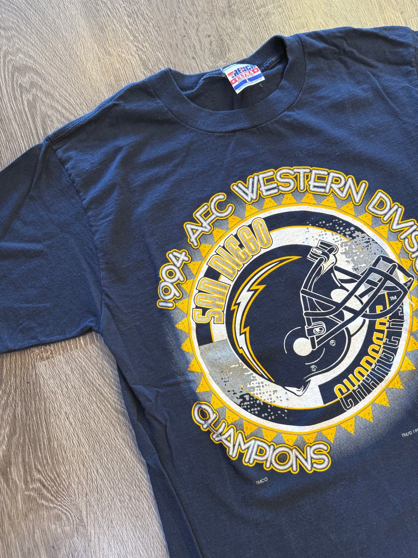 Vintage San Diego Chargers shirt sz. L