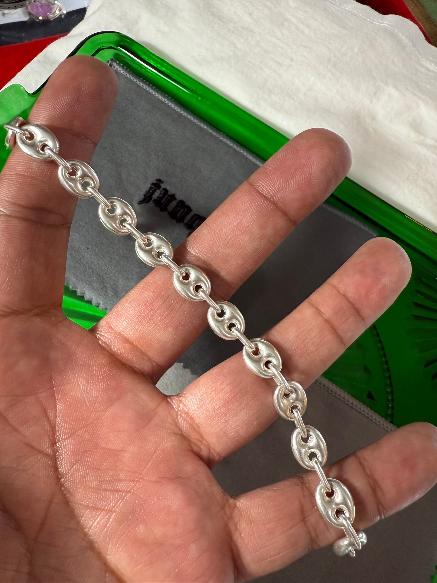 .925 Sterling silver Gucci puff link bracelet 8.5”