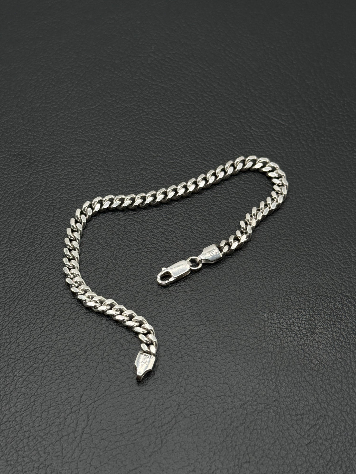 .925 Sterling Silver Miami Cuban Link Chain Bracelet – Classic Unisex Style 8”
