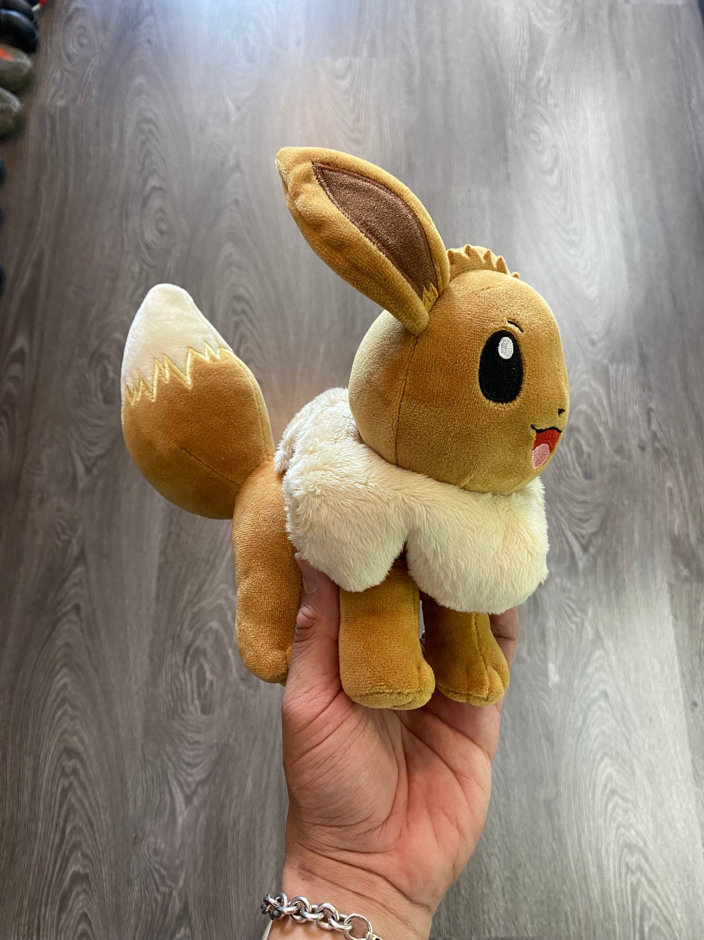 Pokémon Evee Plushie