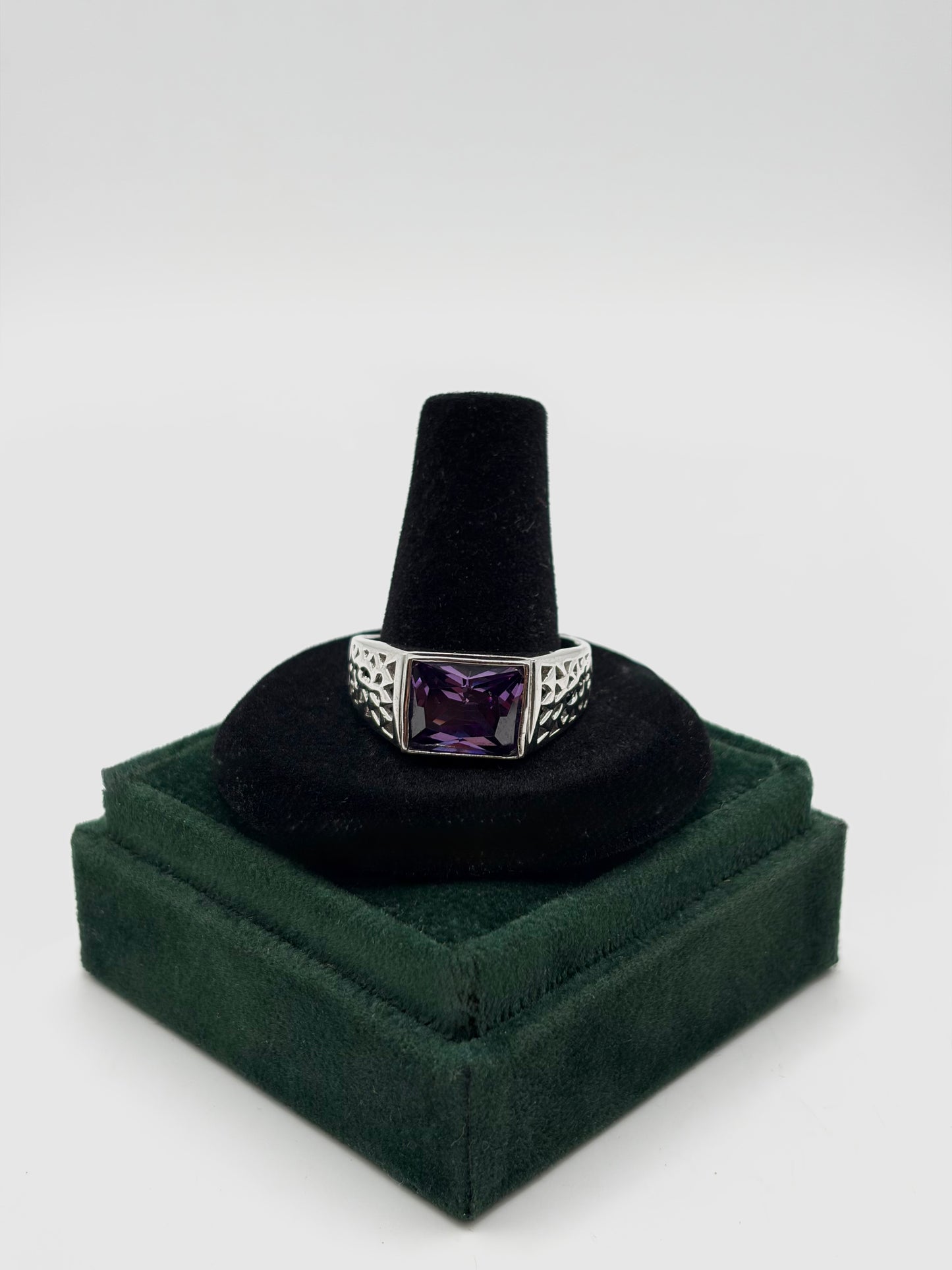 .925 Sterling Silver Band with Amethyst CZ Stone Ring Sz. 13