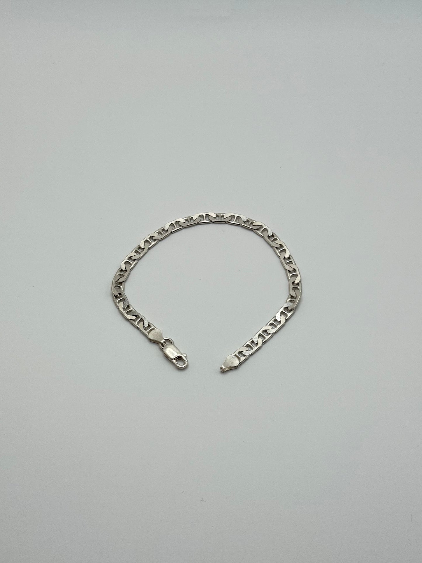 .925 Sterling Silver Flat Mariner Link Bracelet 9”