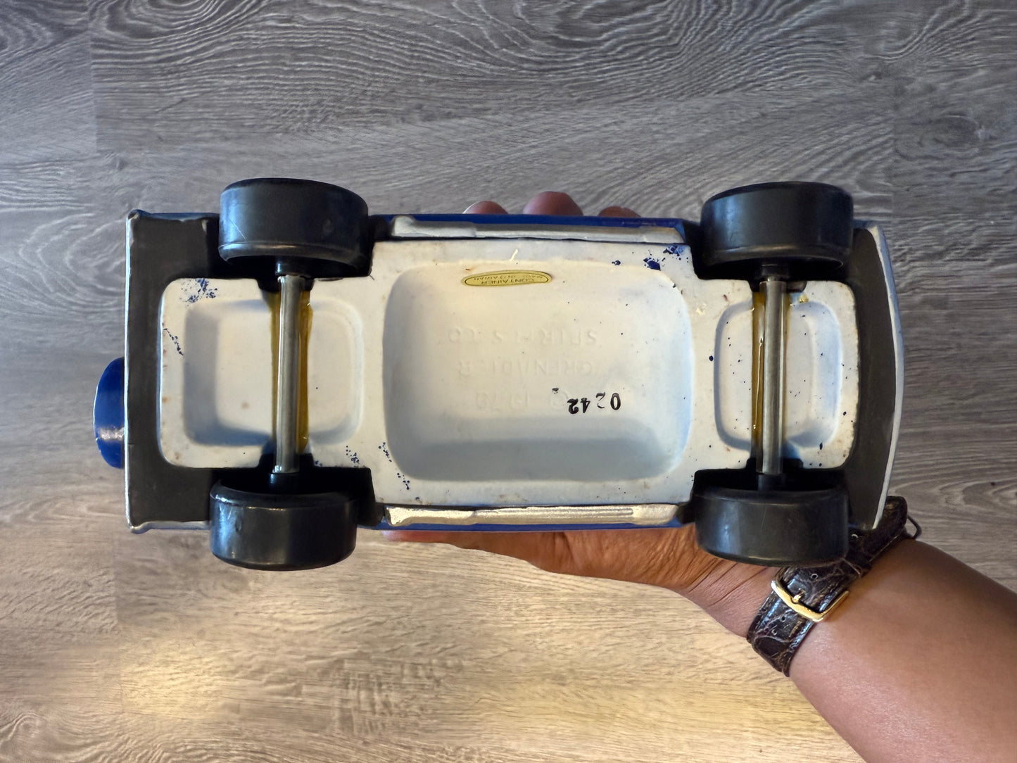 Avon rad van ceramic