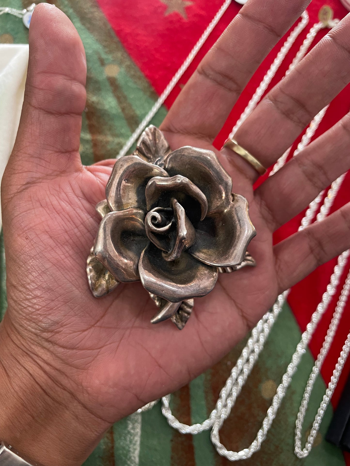 .925 sterling Silver rose pendant broach