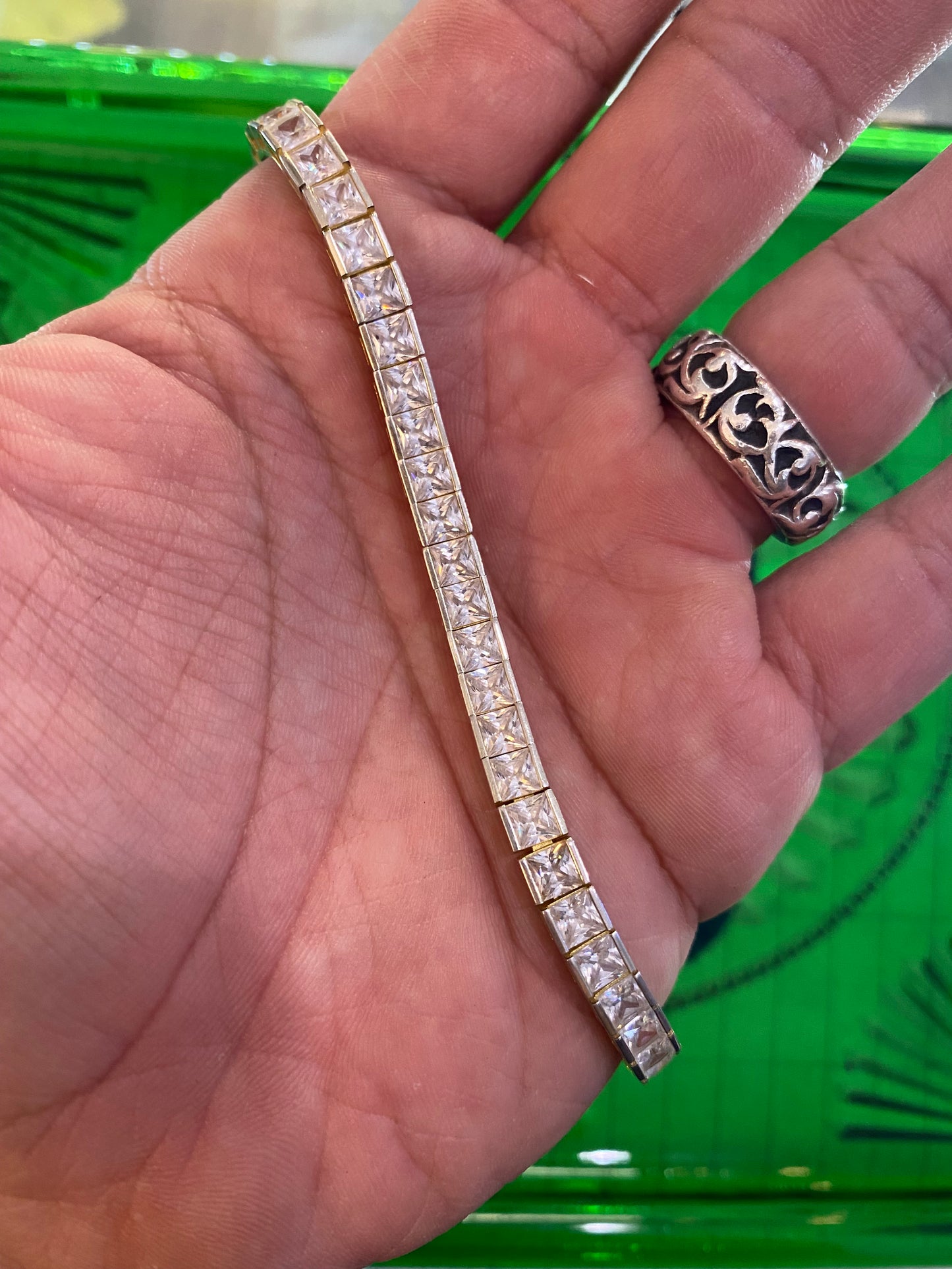 .925 Sterling Silver Gold Stone 7.5”