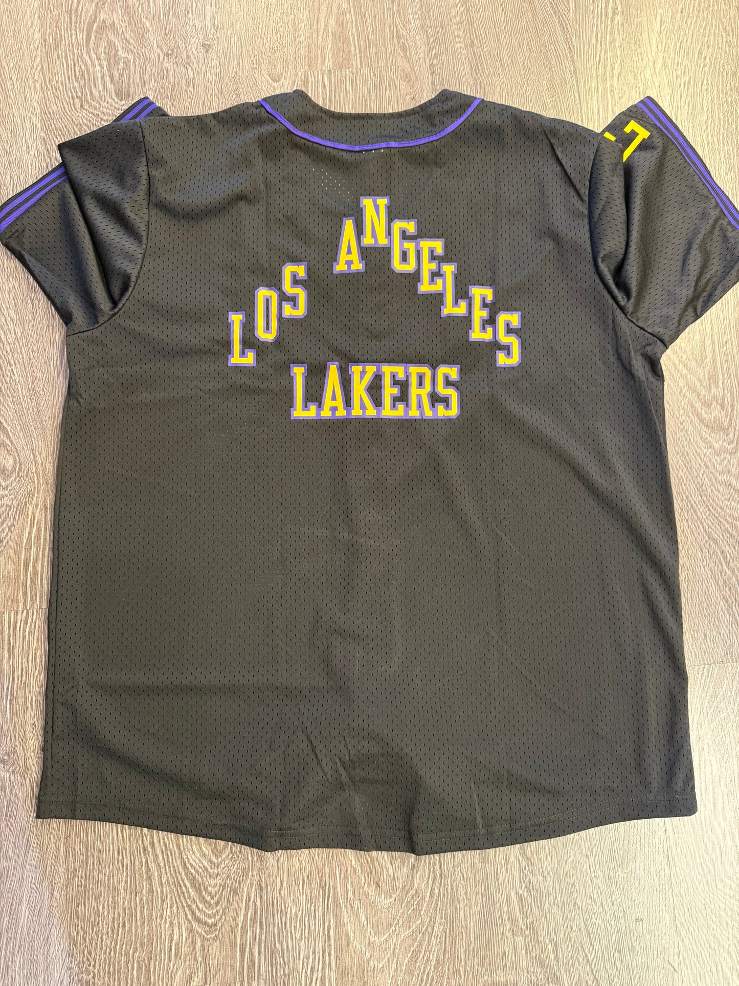 Los Angeles Lakers baseball Jersey Sz. L