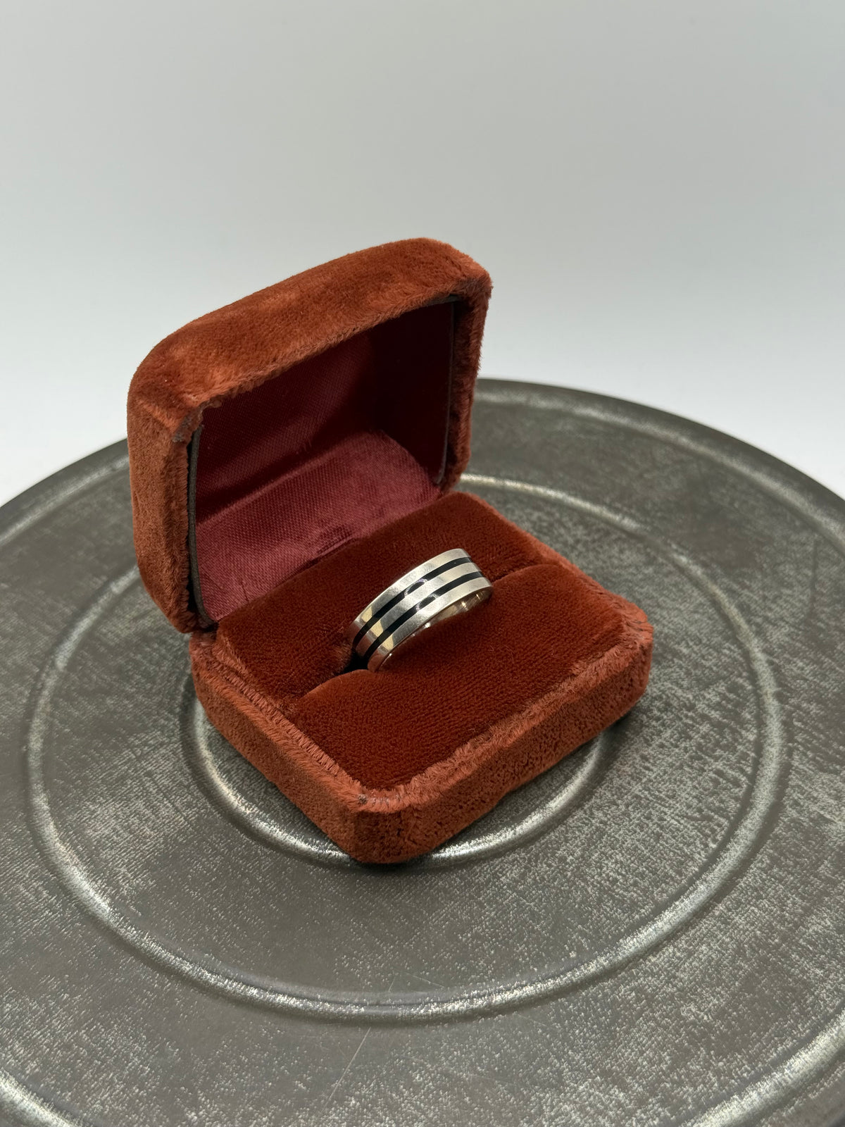 .925 Sterling Silver Black Stripe Wide Band Ring – Modern Unisex Sz. 10