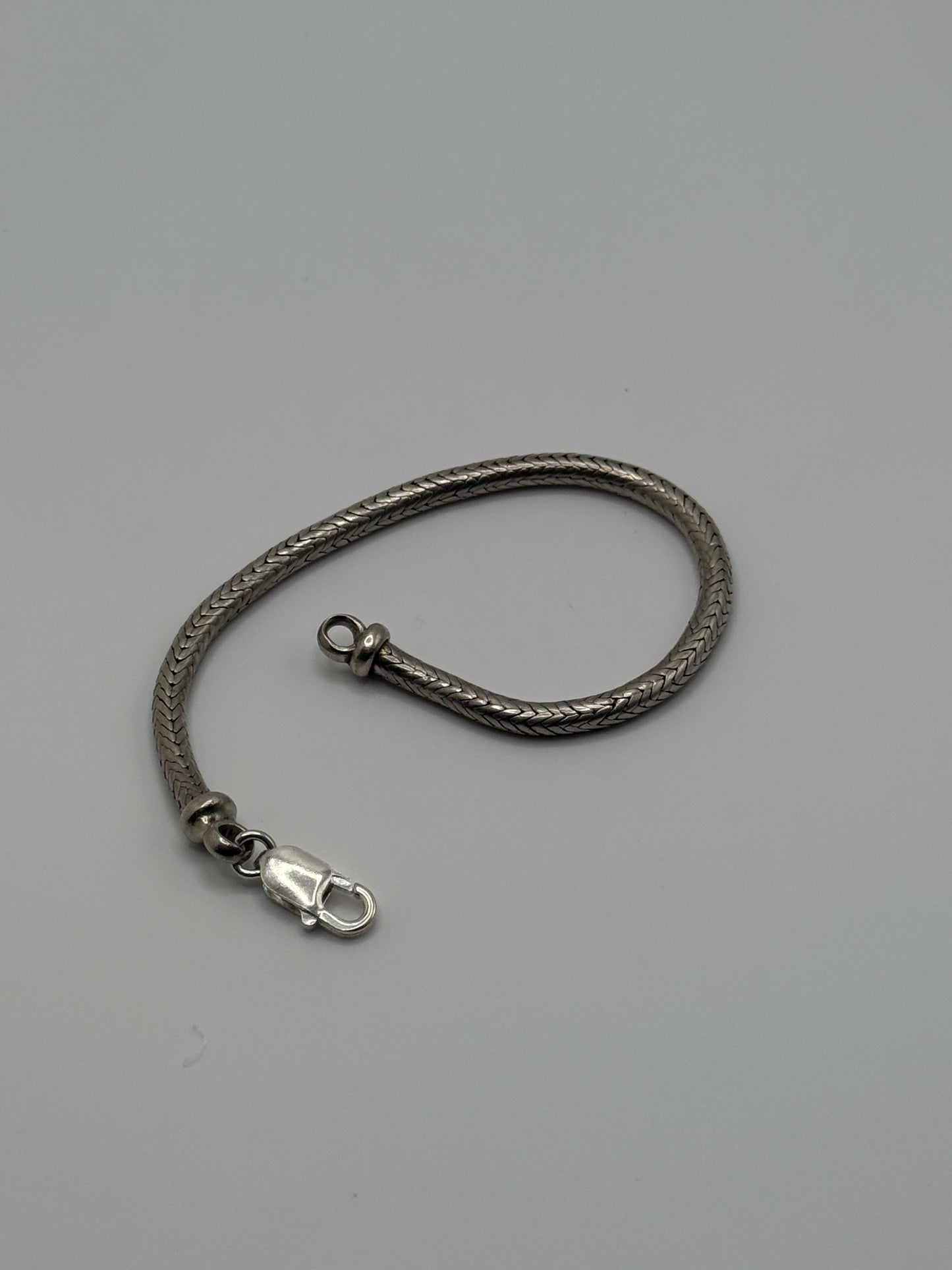.925 Sterling Silver Herringbone Snake Chain Bracelet 8”