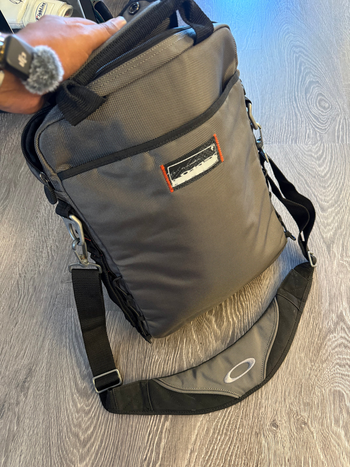 Oakley messenger bag