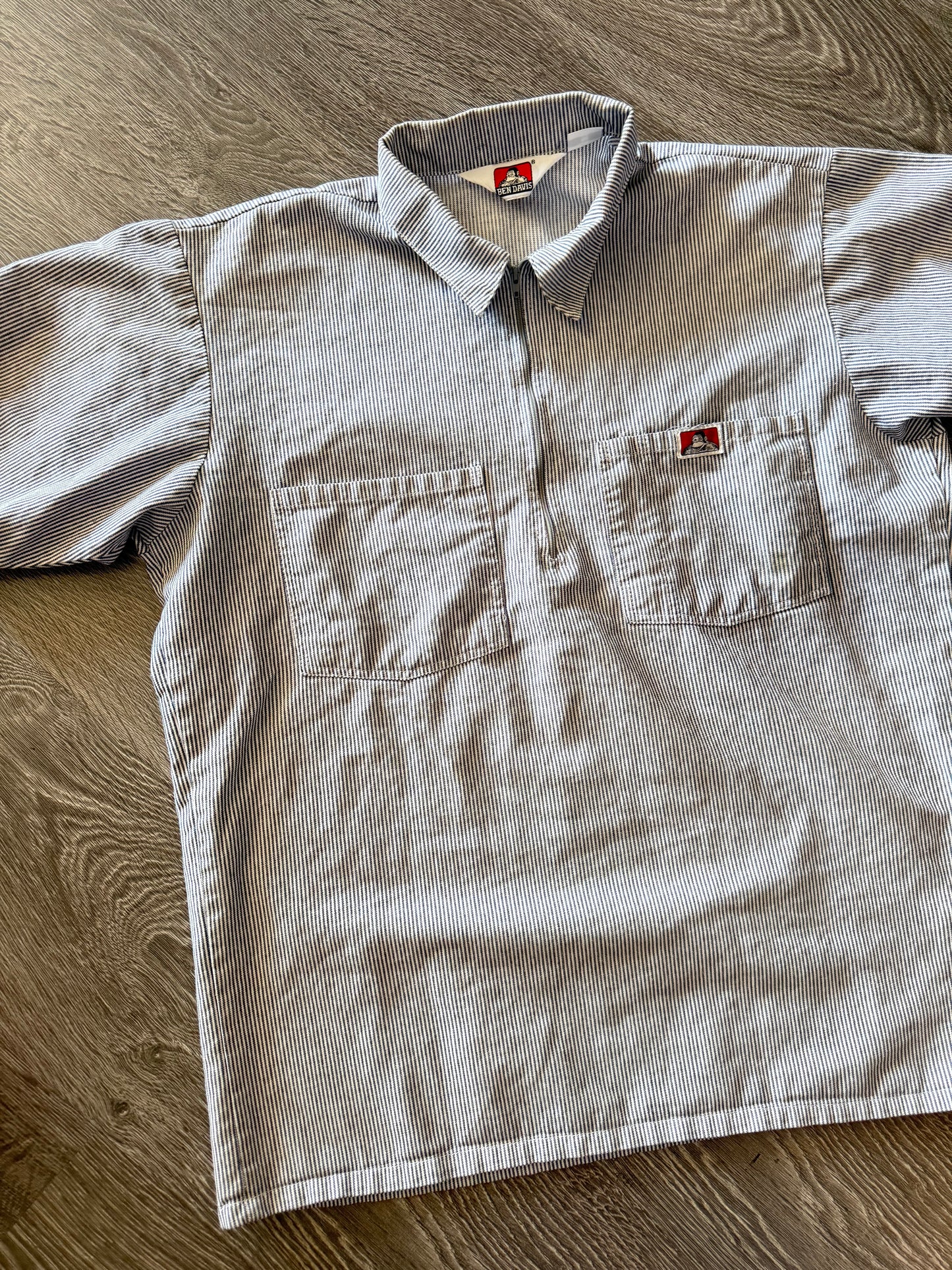 Ben Davis pinstripe zipper shirt sz. medium