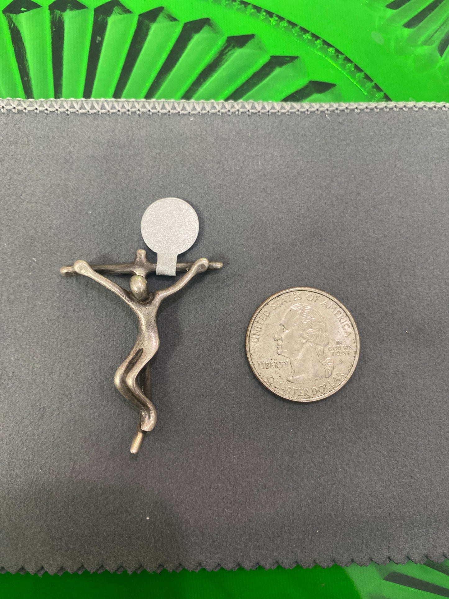 .925 Sterling Silver Cross Art Pendant