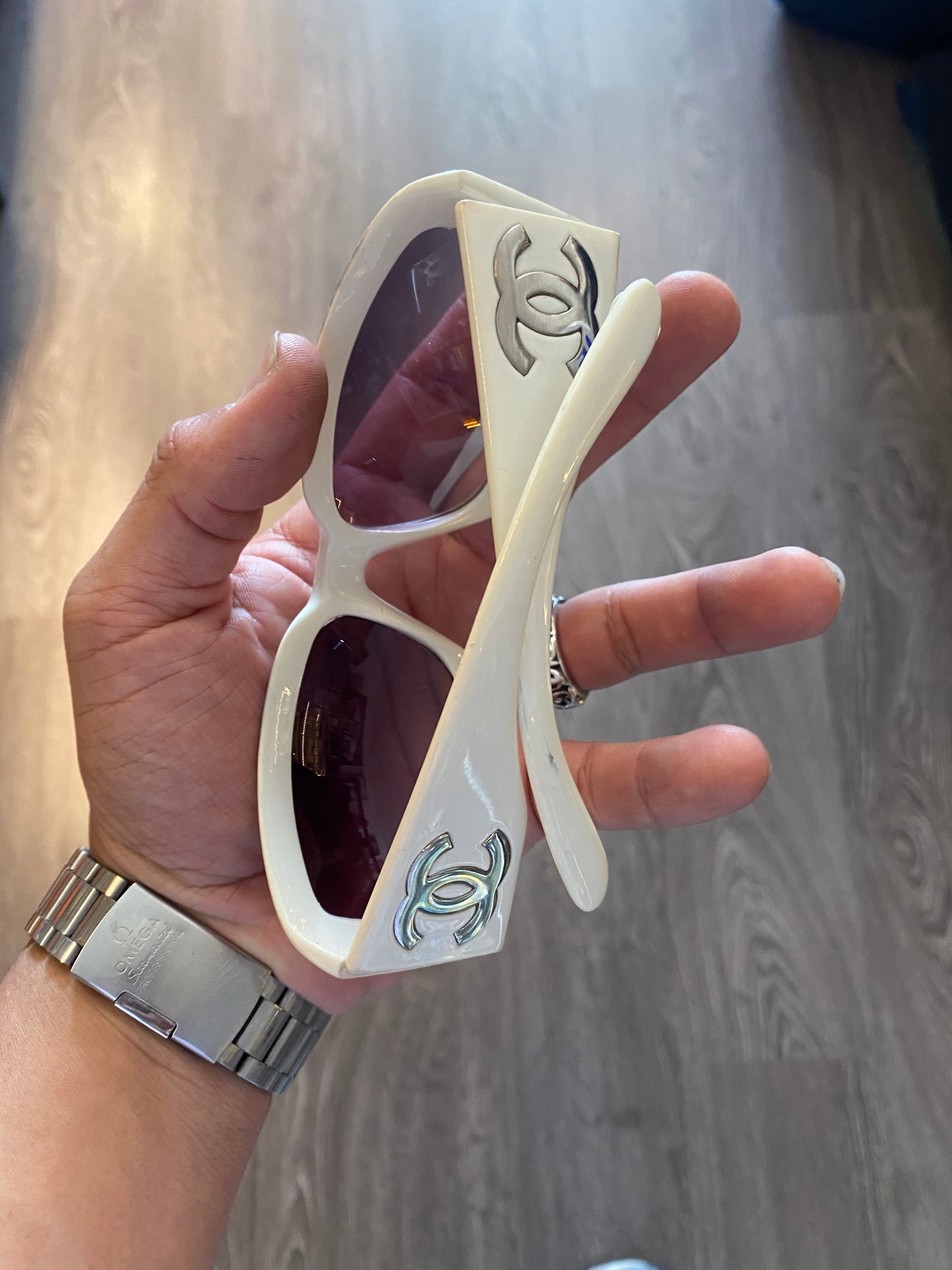 Vintage Y2K Style Bootleg Chanel Shades Sunglasses White