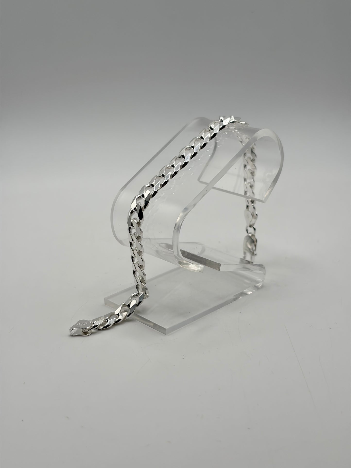 .925 Sterling Silver Cuban Link Bracelet 8.5in