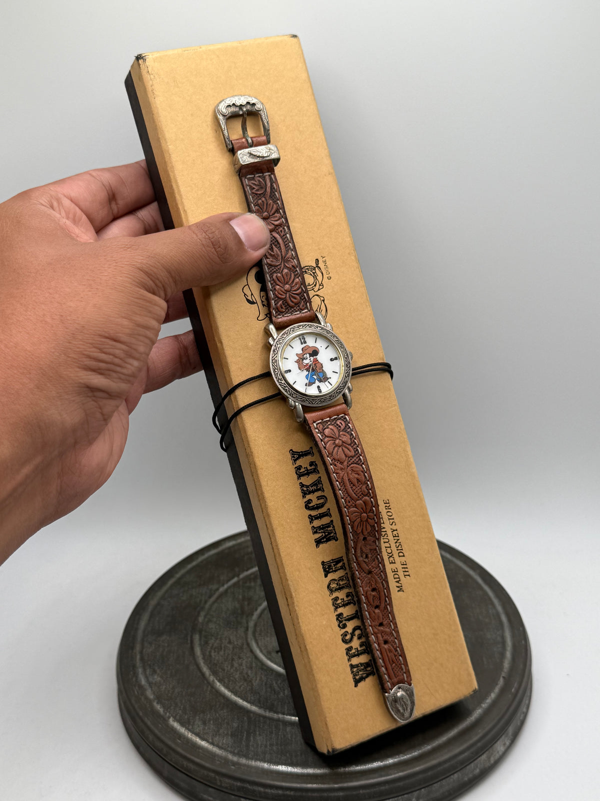Vintage Disney Western Mickey Mouse Cowboy Watch Tooled Leather Band w/ Box