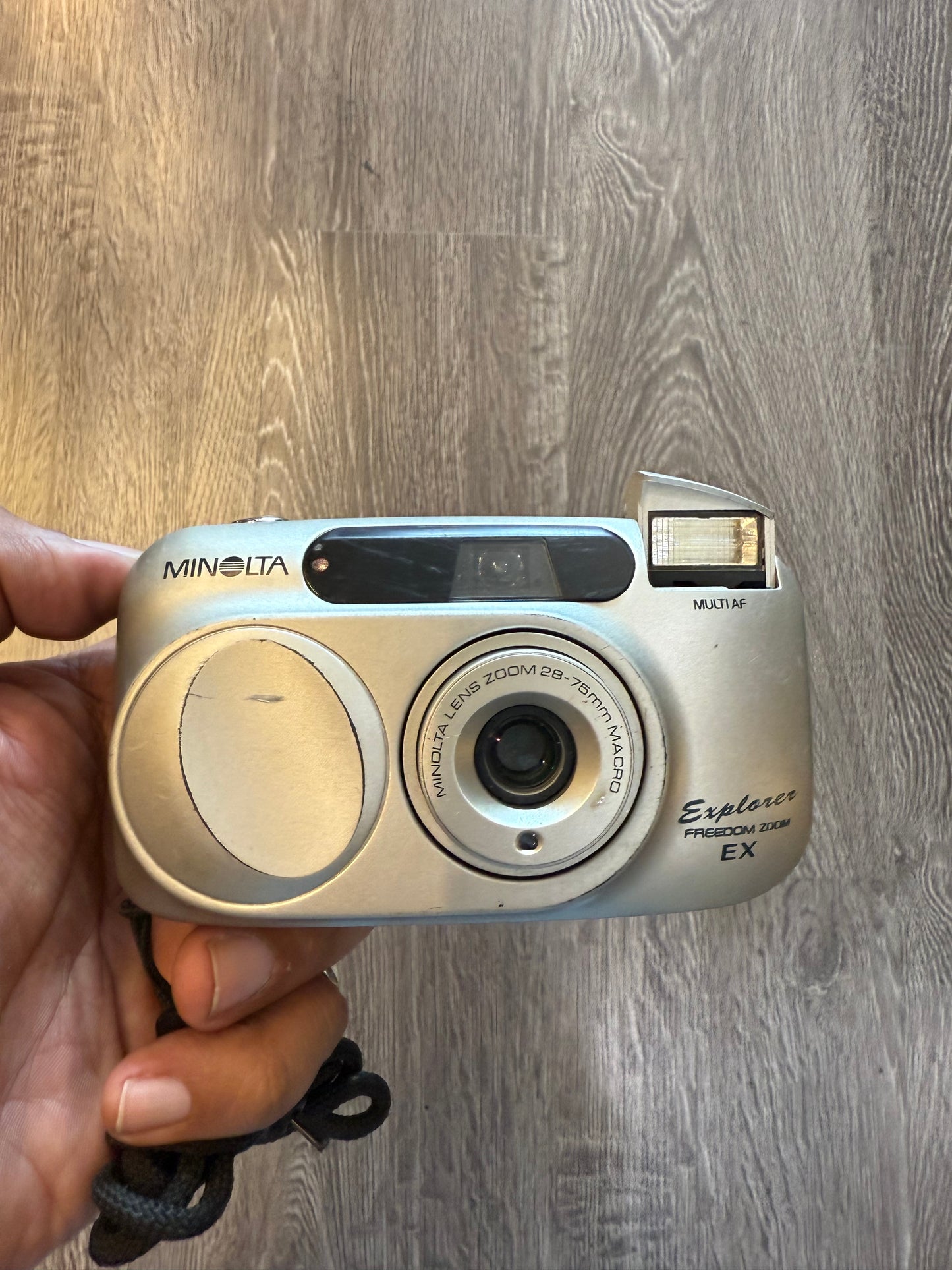 Minolta explorer pint and shoot film camera 35mm
