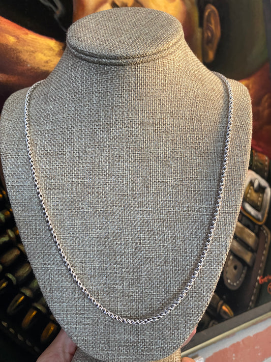 .925 Sterling Silver Twisted Chain Necklace 24.5”
