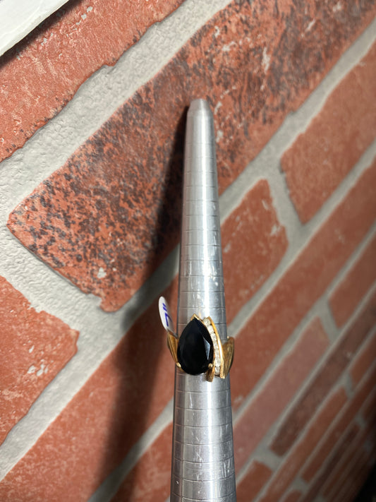 10k Gold Onyx Ring Sz 7”