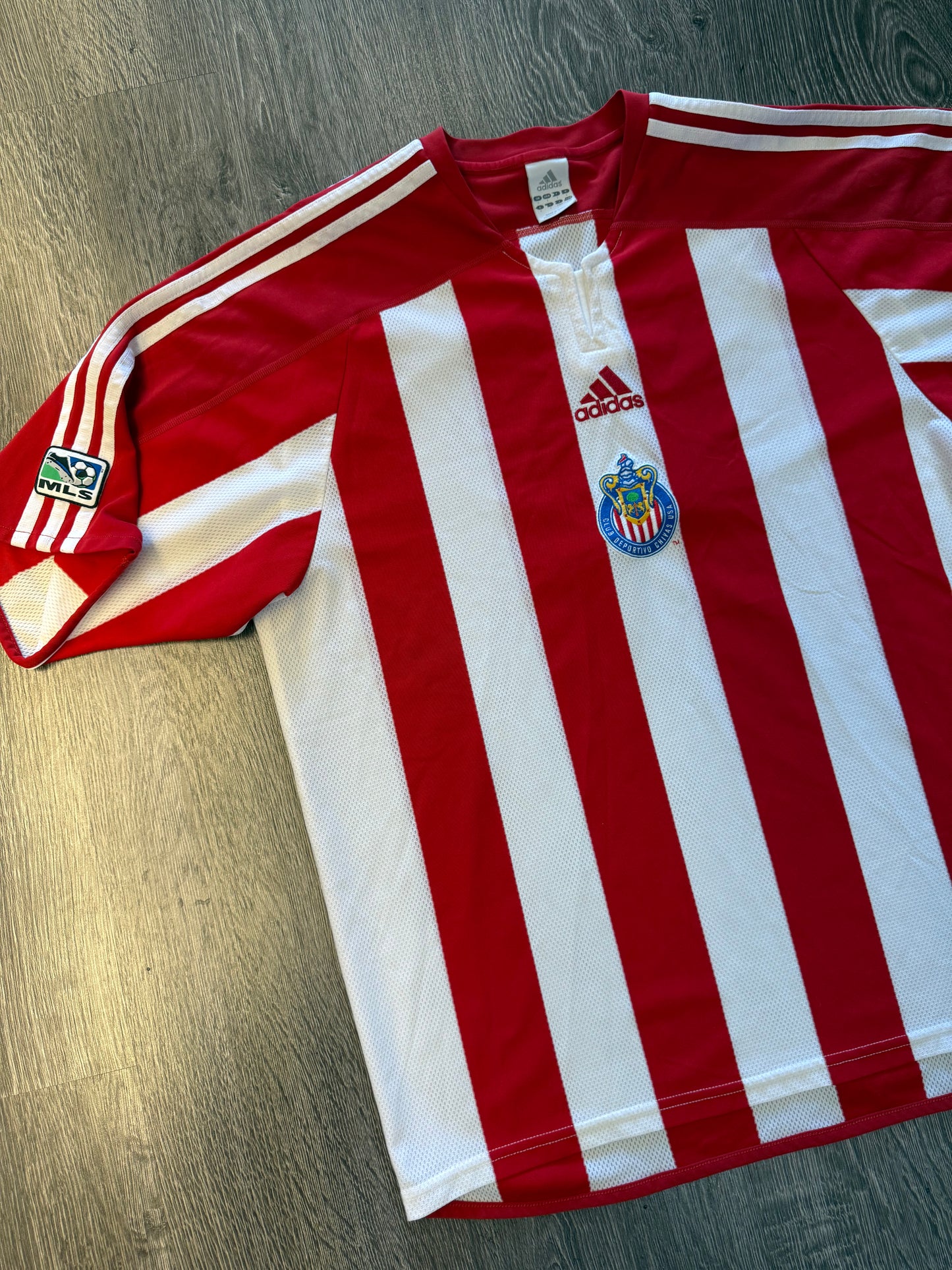 Vintage adidas Chivas USA soccer jersey MLS 2000’s sz. L