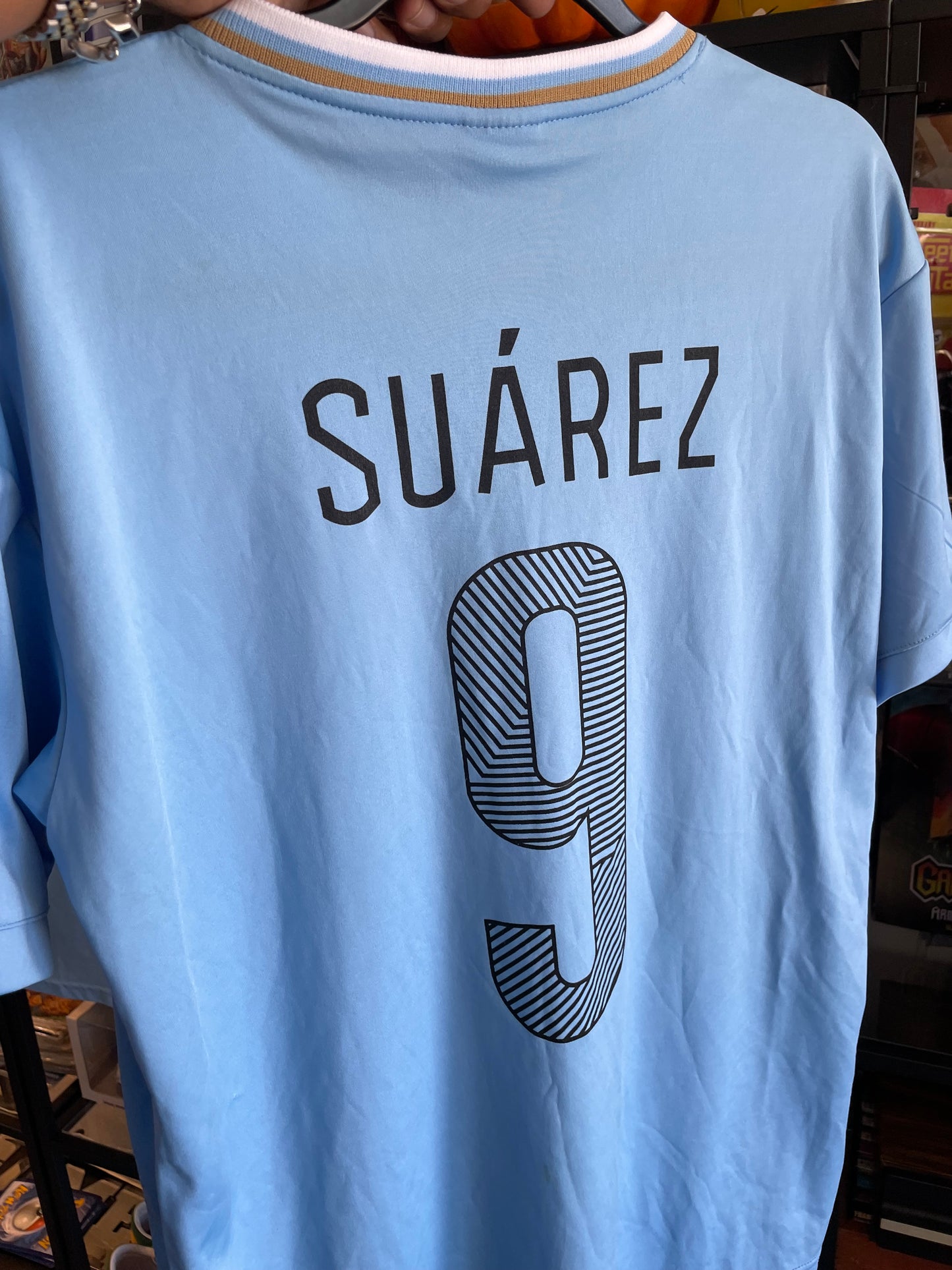 Uruguay Suarez Soccer jersey xl