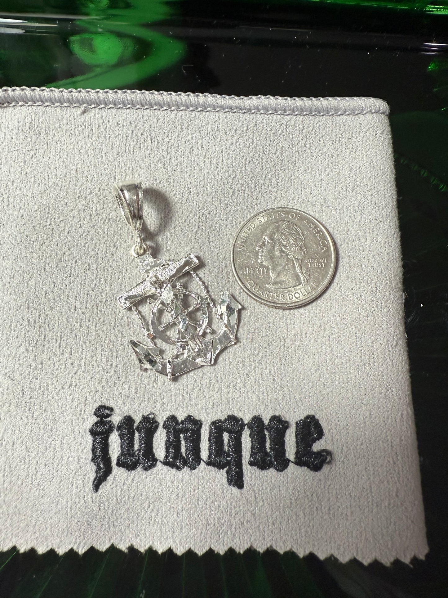 .925 Sterling silver medium Jesus on anchor pendant