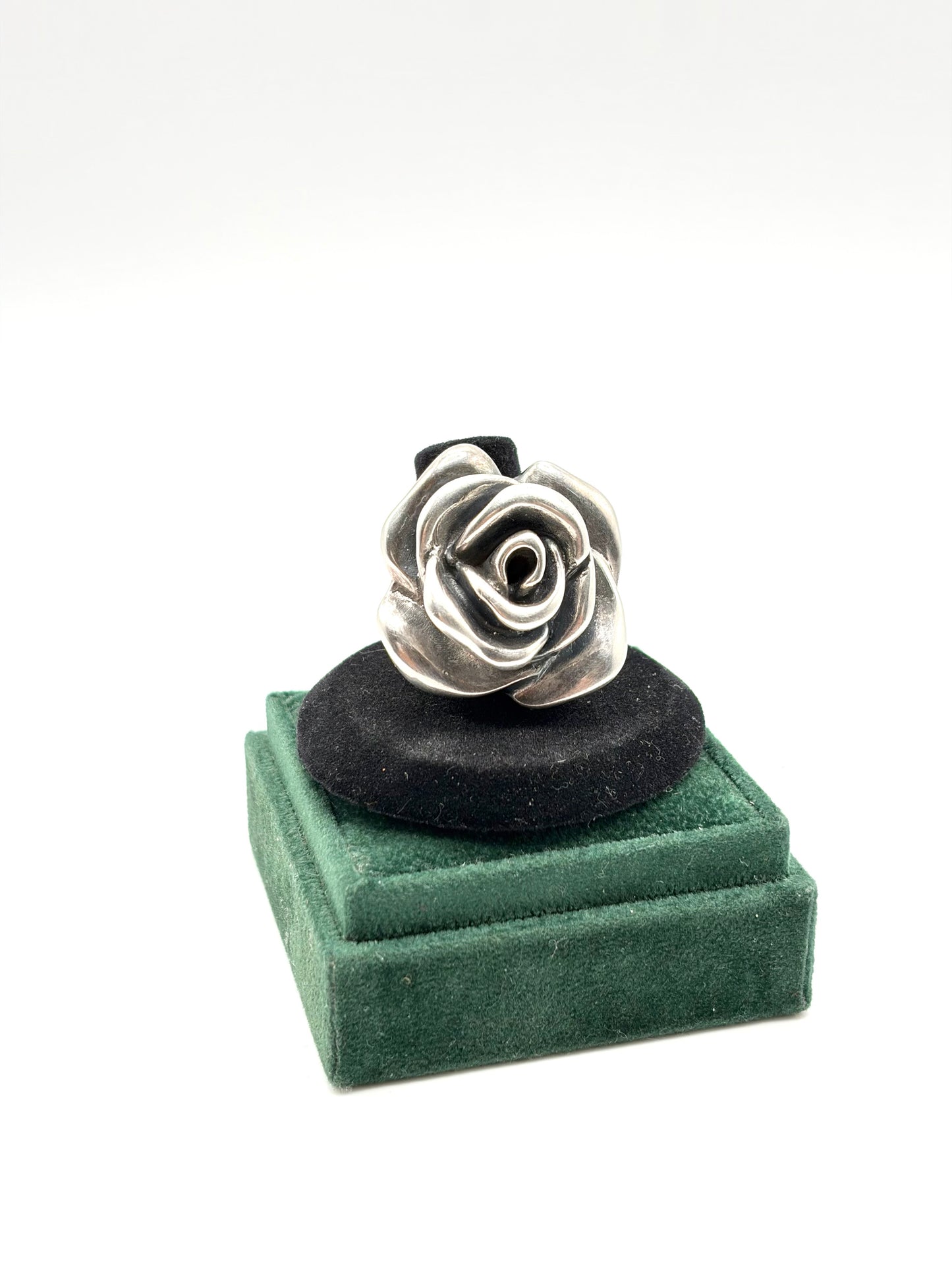 .925 Sterling Silver Rose Centerpiece Ring Sz. 7