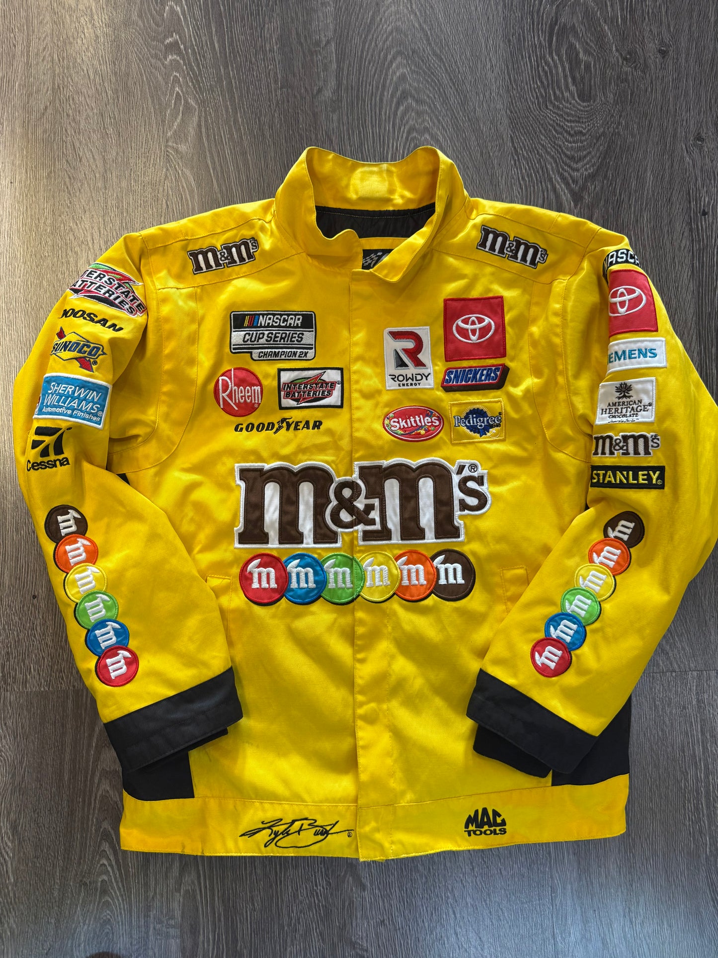 NASCAR jacket MnM’s medium