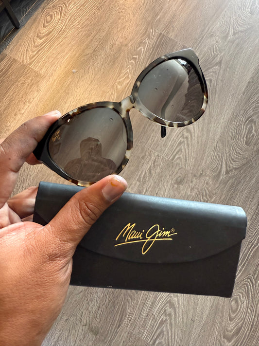 Maui Jim tortoise sunglasses with case o
