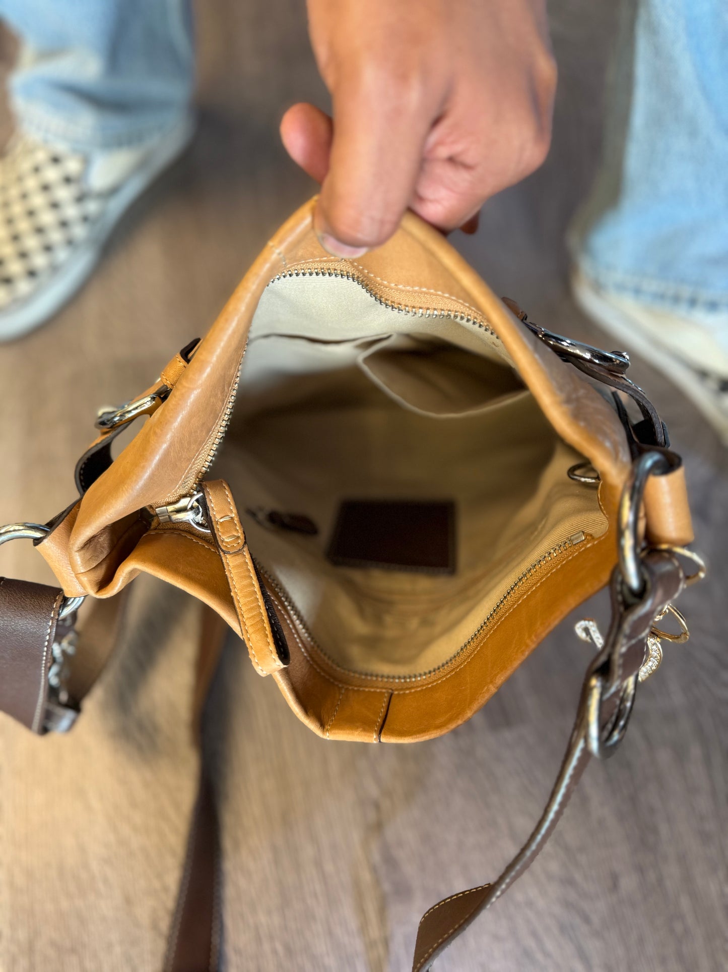 Vintage Y2K Coach leather shoulder bag