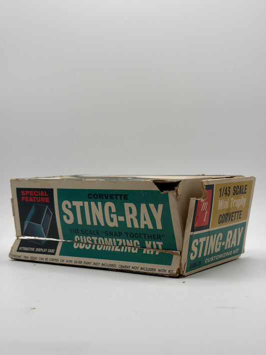 Vintage IMT 1/43 Corvette Sting-Ray Customizing Kit Snap-Together w/ Display Case (Damaged Box)