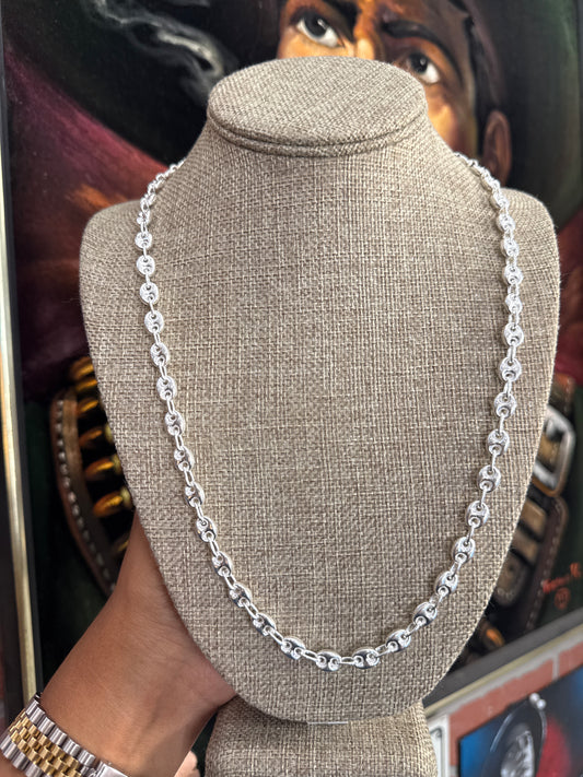.925 Sterling silver Gucci link puff chain 24”