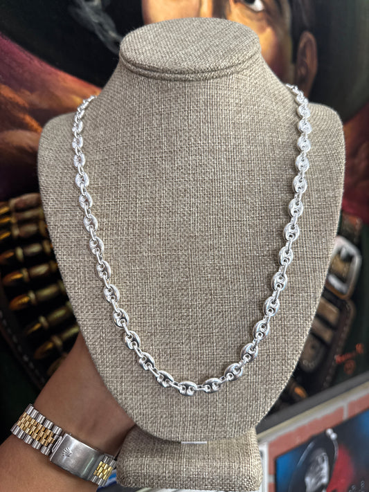 .925 Sterling silver Gucci link puff chain 24”