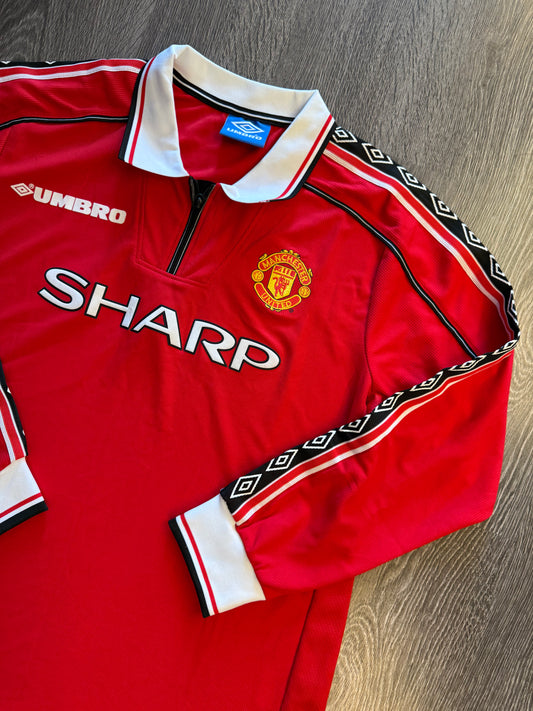 Manchester United long sleeve Retro soccer jersey