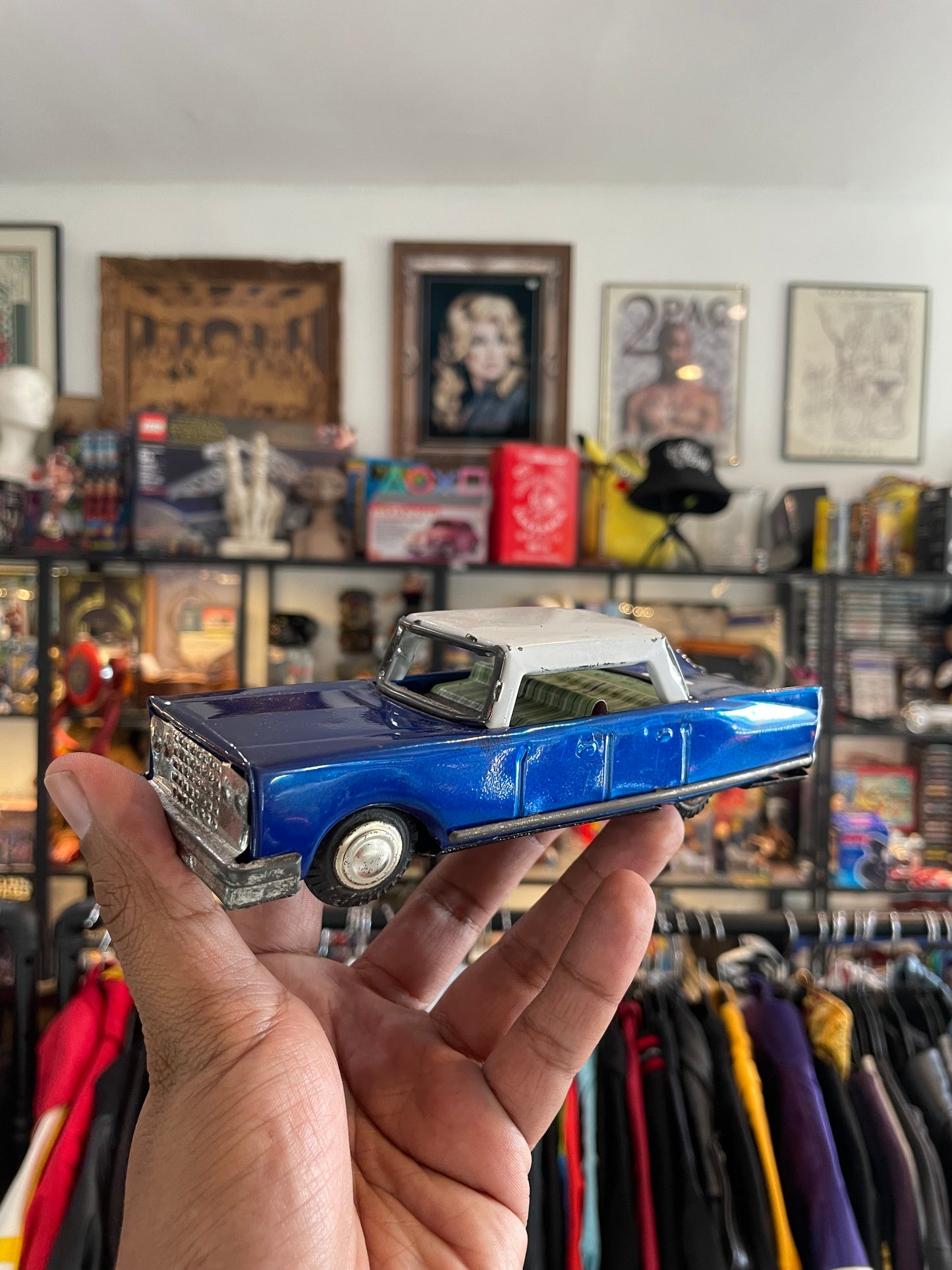 Tin toy car