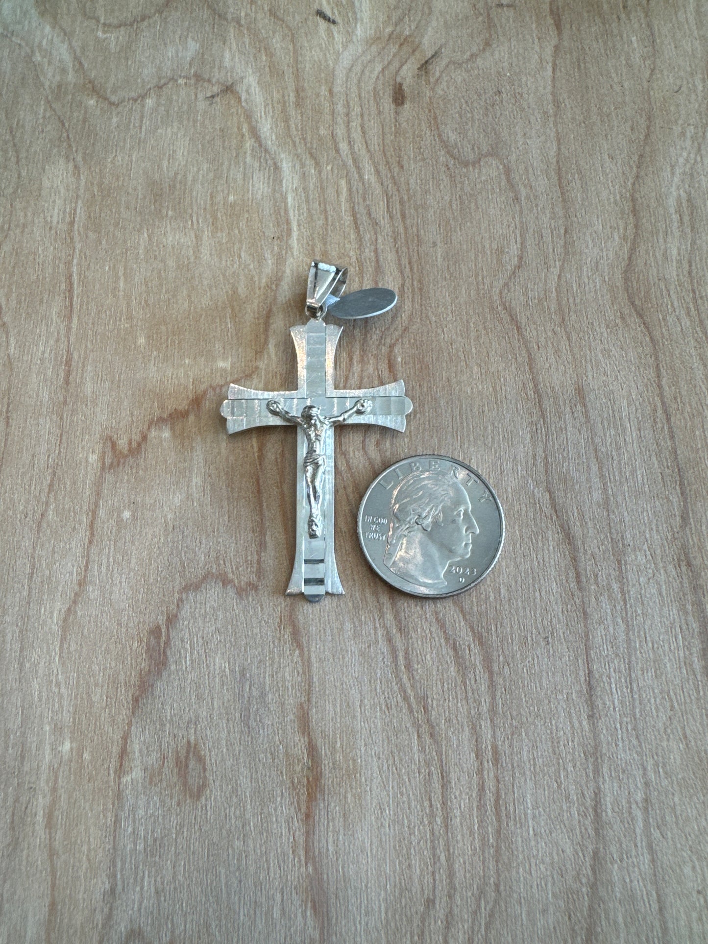 .925 sterling silver cross pendant